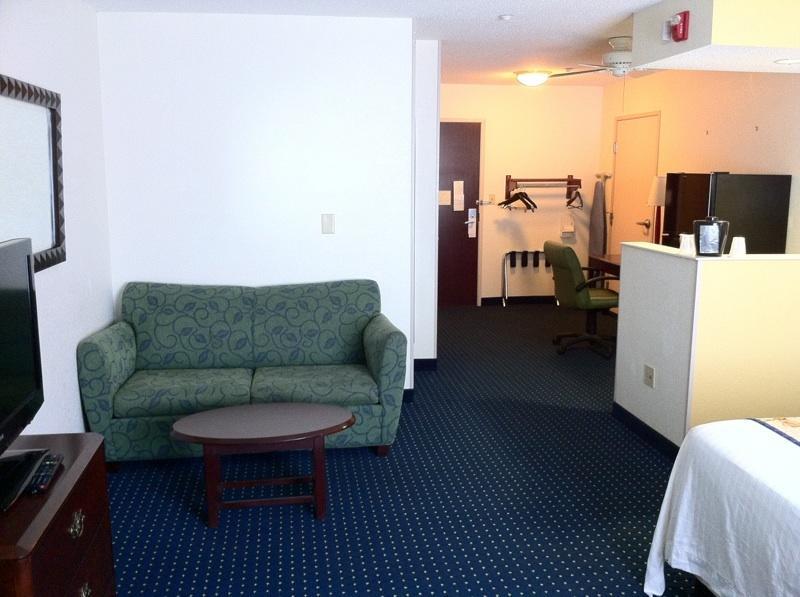 Studios And Suites 4 Less - Gum Road Chesapeake Zimmer foto
